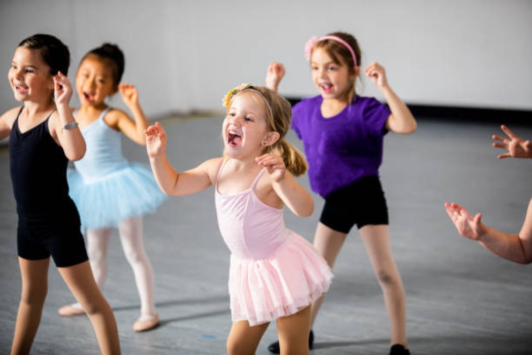 bambini danzanti