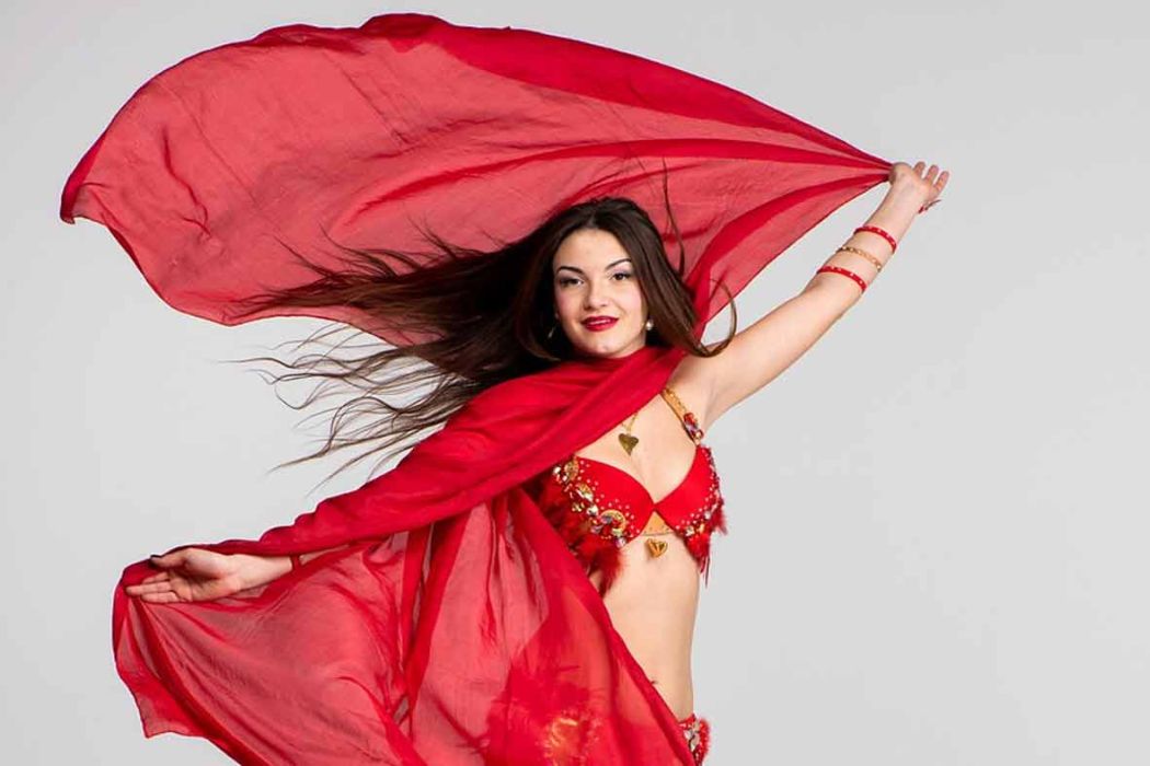 Stereotipi contemporanei e radici scordate della danza del ventre